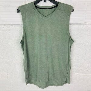 LAYER 8 gray V neck sleeveless quick dry workout active shirt size large